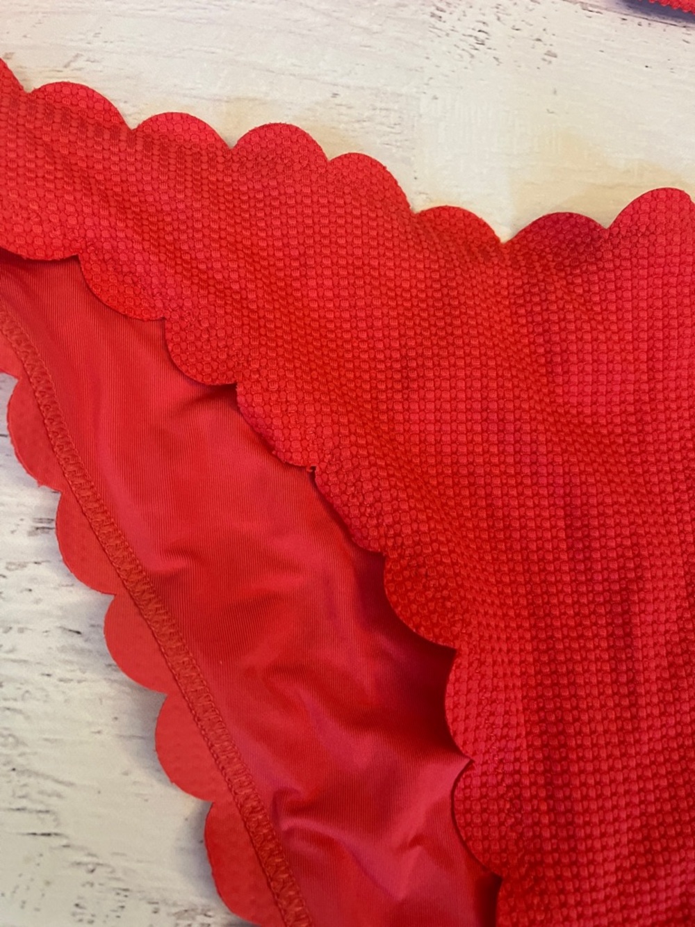 Aerie Scalloped Trim Triangle Bikini in Coral size XL - Picture 2 of 6
